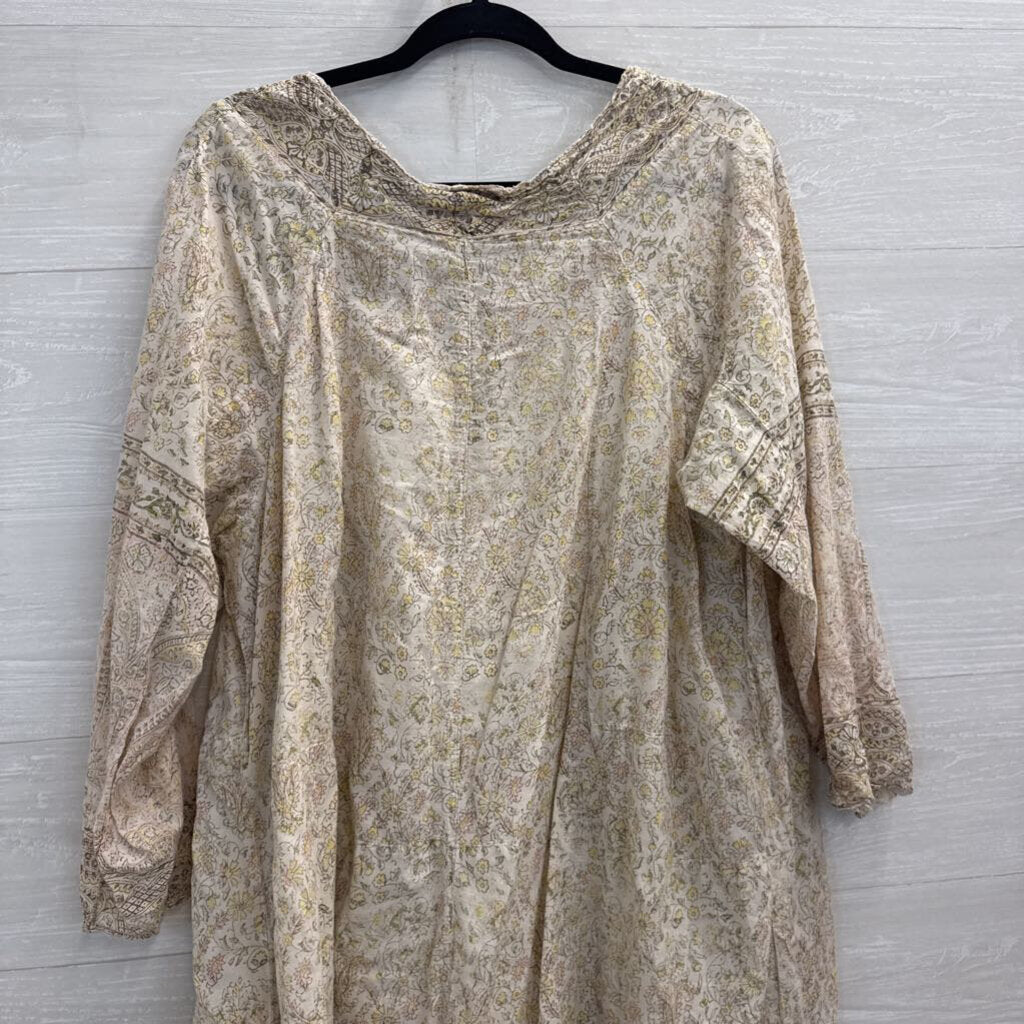 Magnolia Pearl Cream/ Multi Print Long Sleeve Dress One Size
