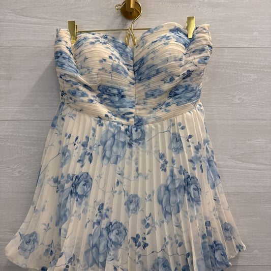 AW Bridal White/ Blue Floral Print Pleated Layered Strapless Maxi Dress 4