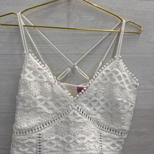 Mi Ami White lace Cropped Tank Top Large