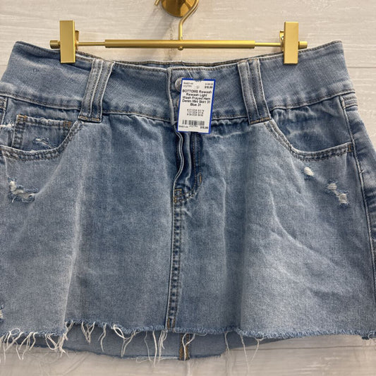 Rewash Light Wash Frayed Hem Denim Mini Skirt 31