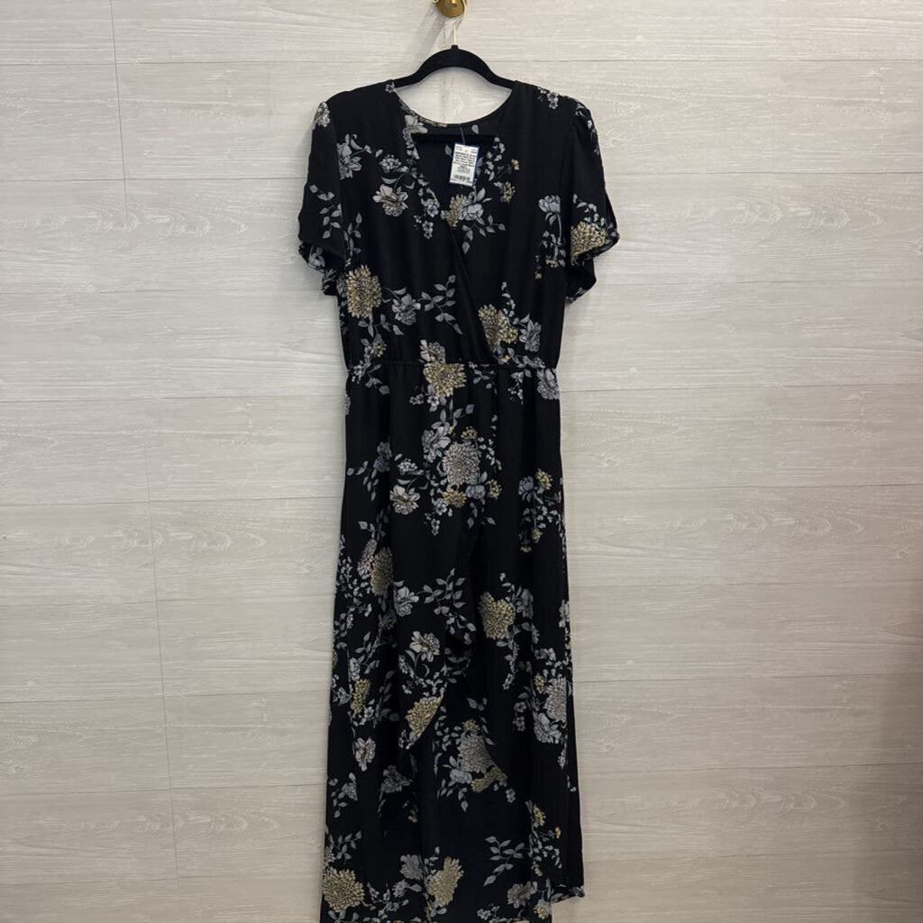 Black/ Multi Floral Print Short Sleeve Maxi Dress With Shorts Large
