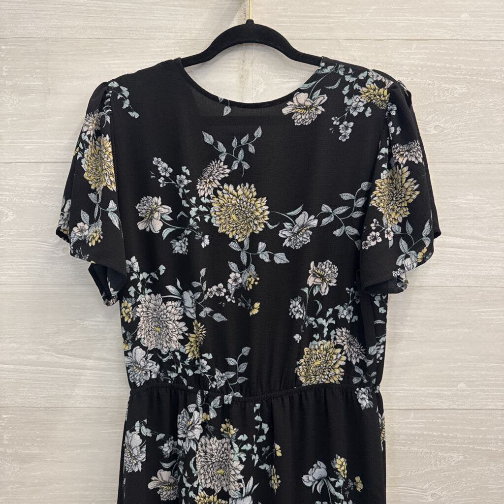 Black/ Multi Floral Print Short Sleeve Maxi Dress With Shorts Large