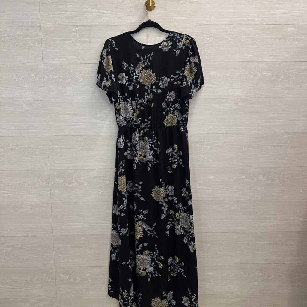 Black/ Multi Floral Print Short Sleeve Maxi Dress With Shorts Large