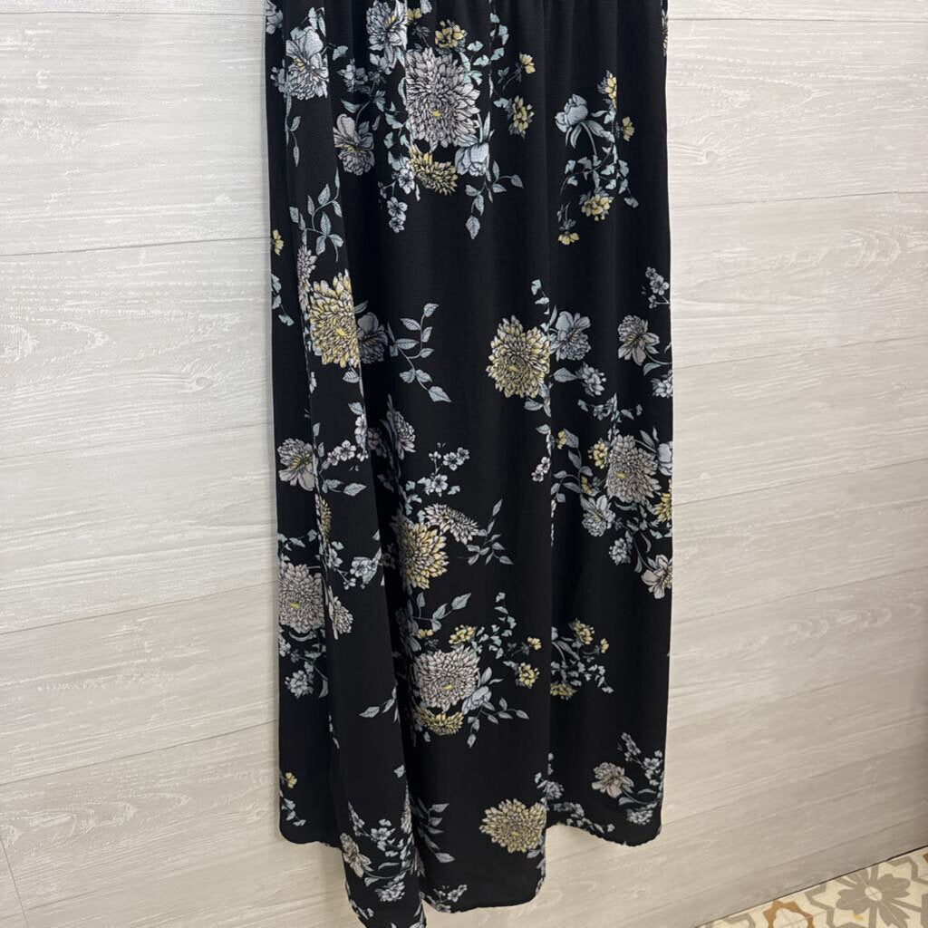 Black/ Multi Floral Print Short Sleeve Maxi Dress With Shorts Large
