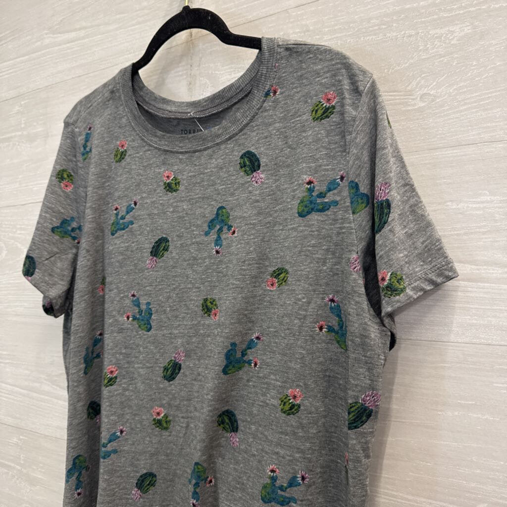 Torrid Grey Cactus Print Short Sleeve Top 1