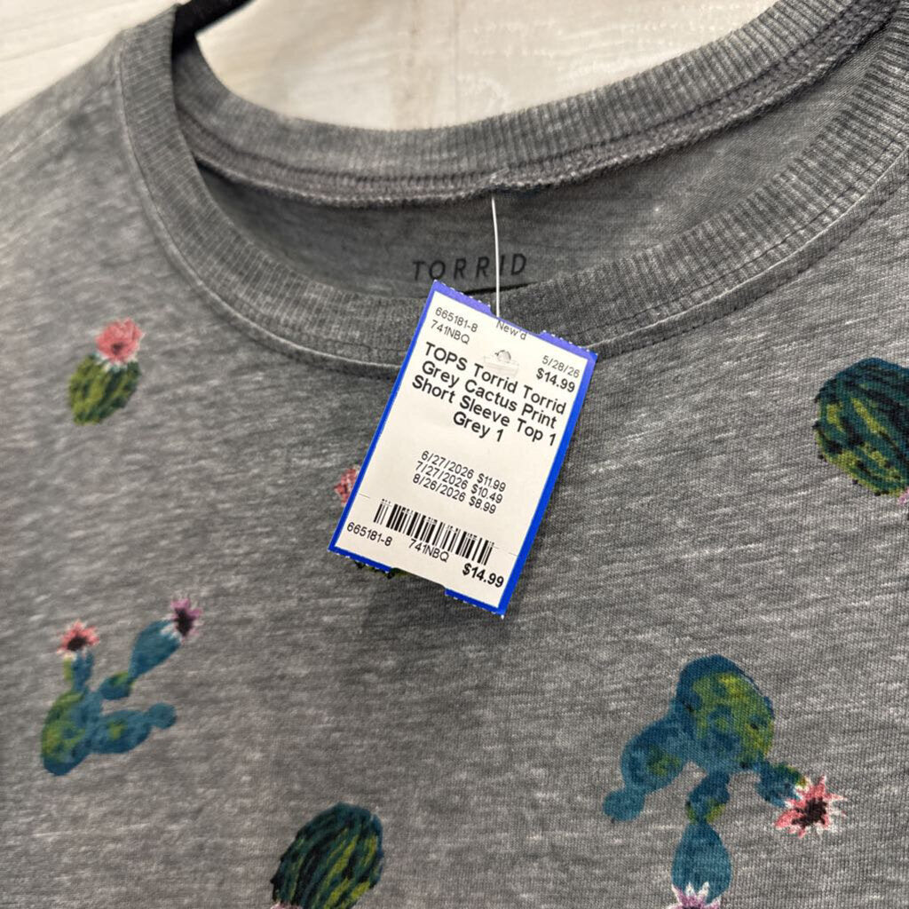 Torrid Grey Cactus Print Short Sleeve Top 1