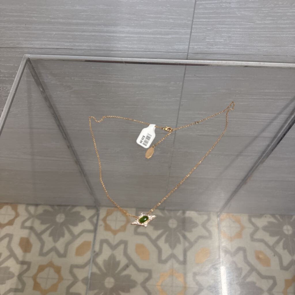 Elizabeth Stone Gold/ Green Stone Pendant Necklace