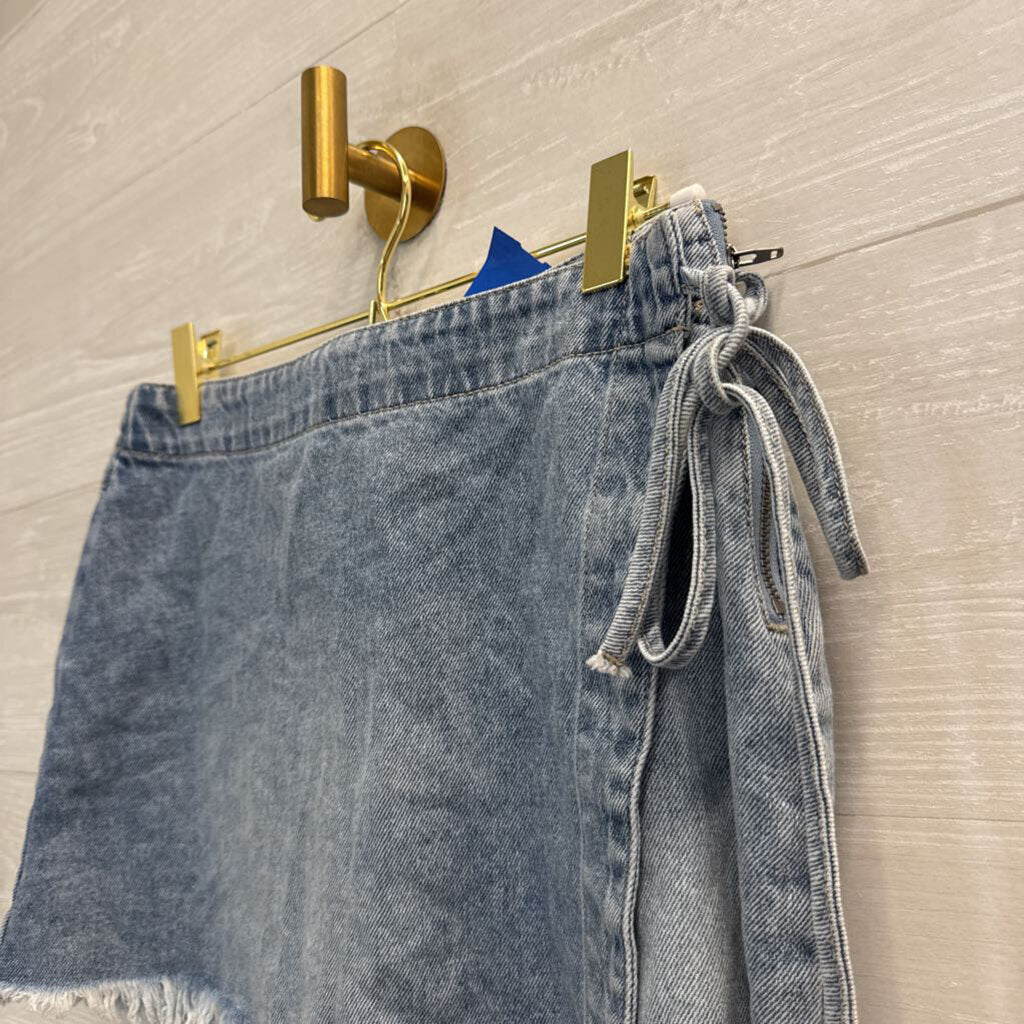 Happily Grey Light Wash Denim Wrap Skort 25