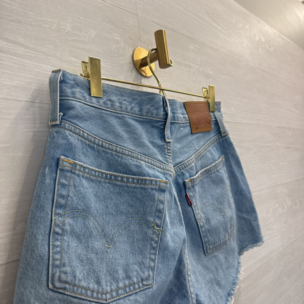 Levi Light Wash 501 Denim Shorts 26