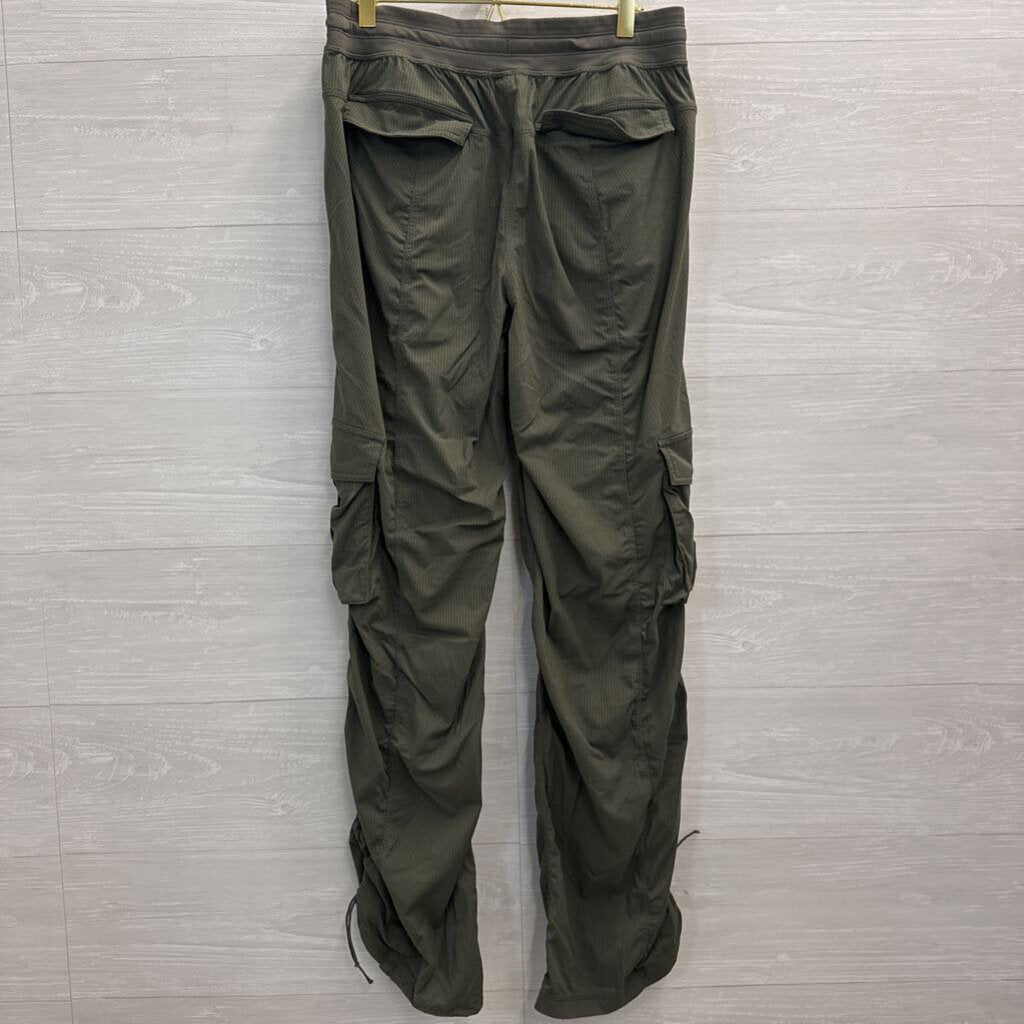 Lululemon Green Dance Studio Cargo Jogger Pants Small