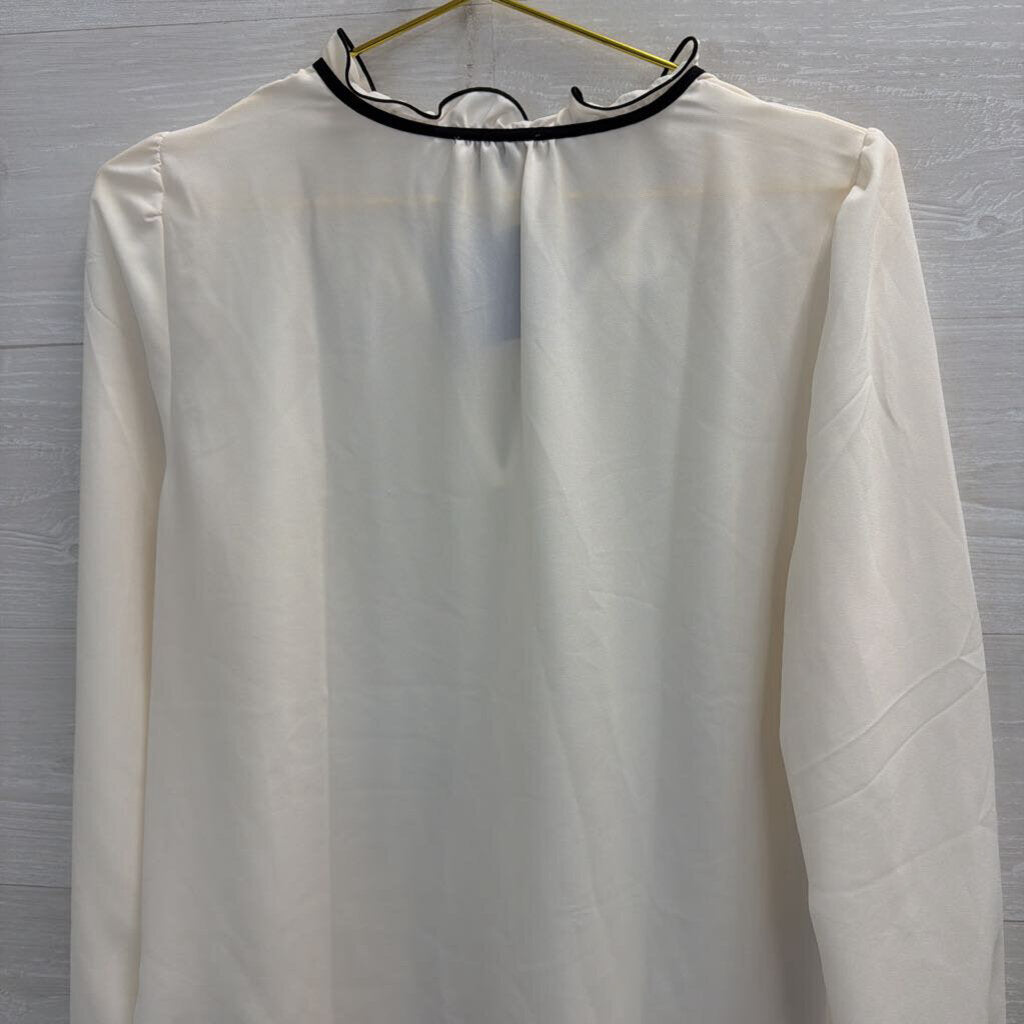 Loft White/ Black Trim Long Sleeve Top Medium
