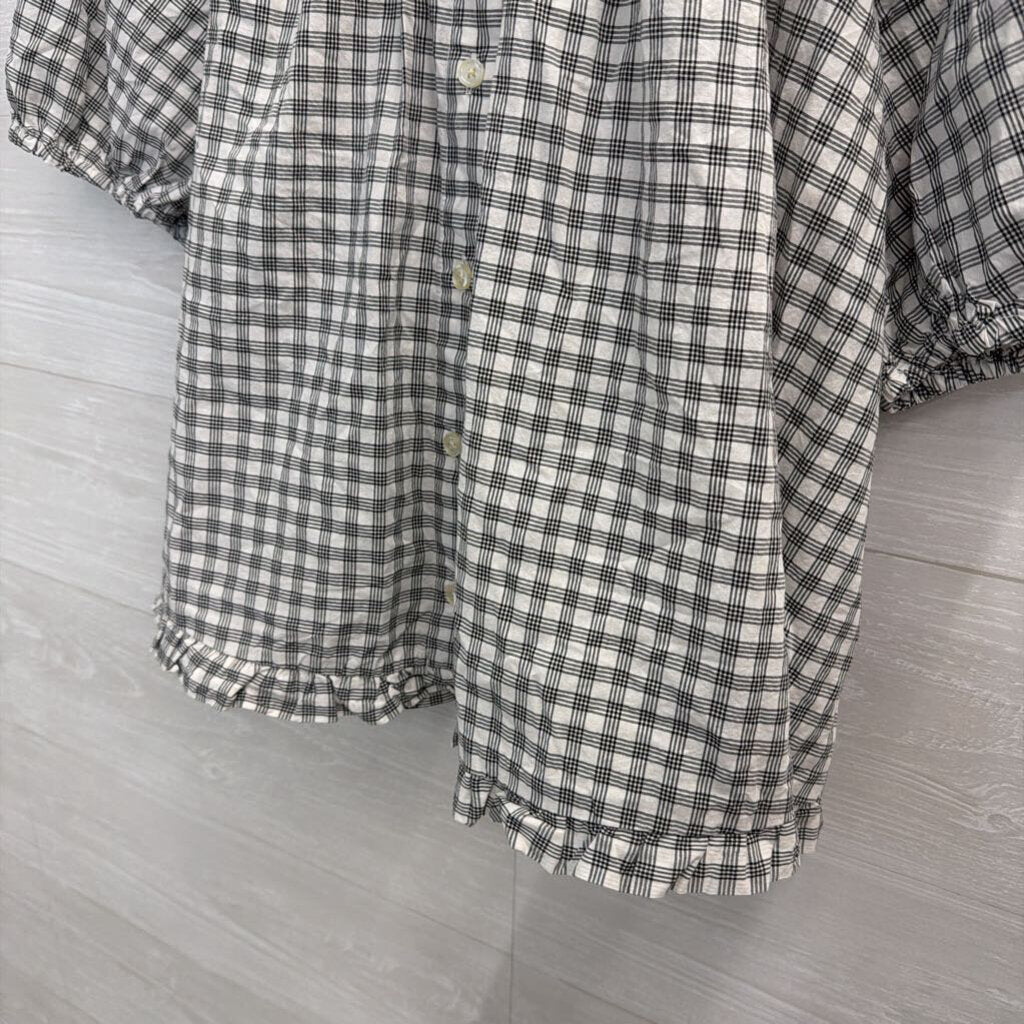 White/ Black Plaid Short Puff Sleeve Top Large