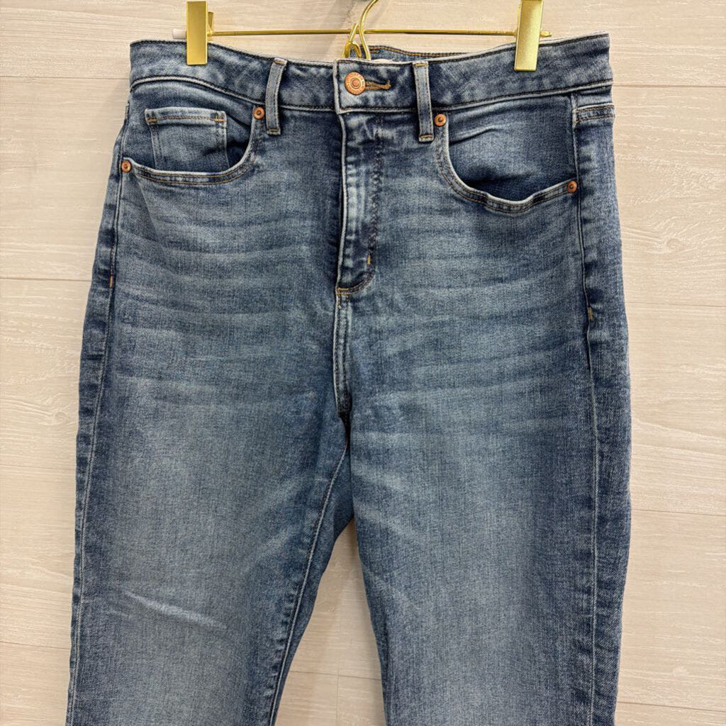 Loft Medium Wash The Curvy Kick Crop Jeans 30
