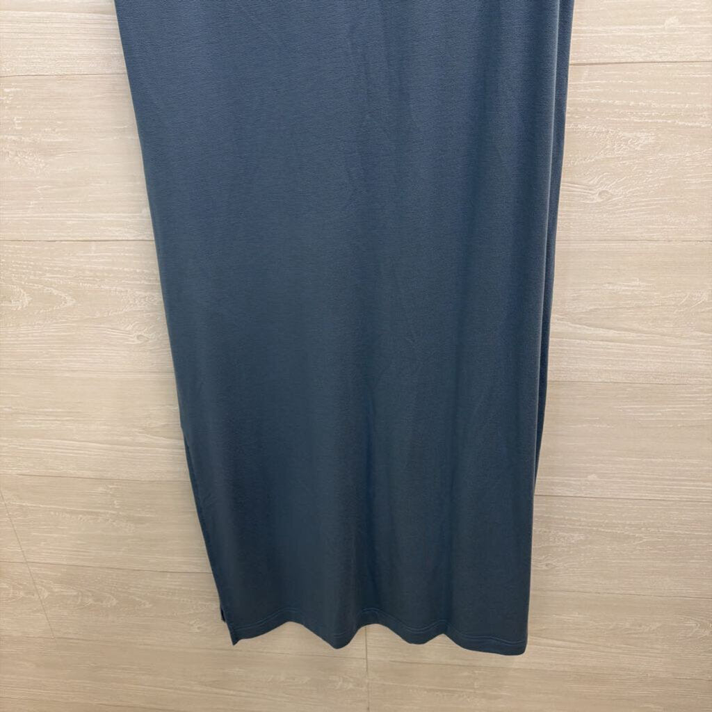 Soft Blue Short Sleeve Maxi Dress Medium