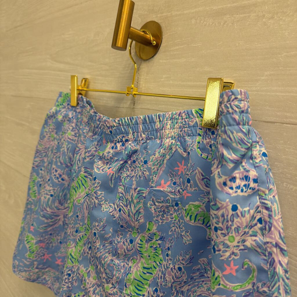 Lilly Pulitzer Luxletic Blue/ Multi Print Shorts Large