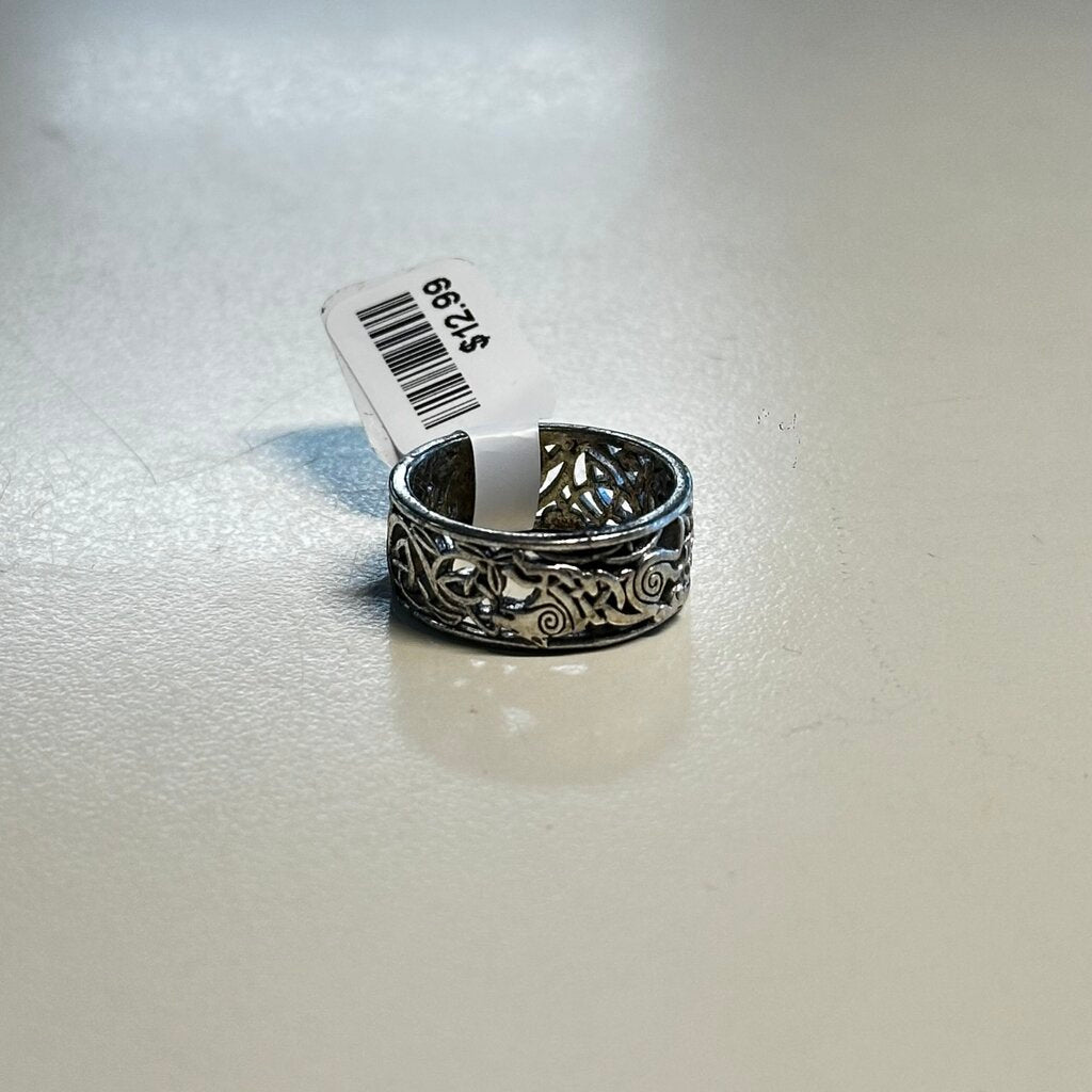 Silver Band Ring