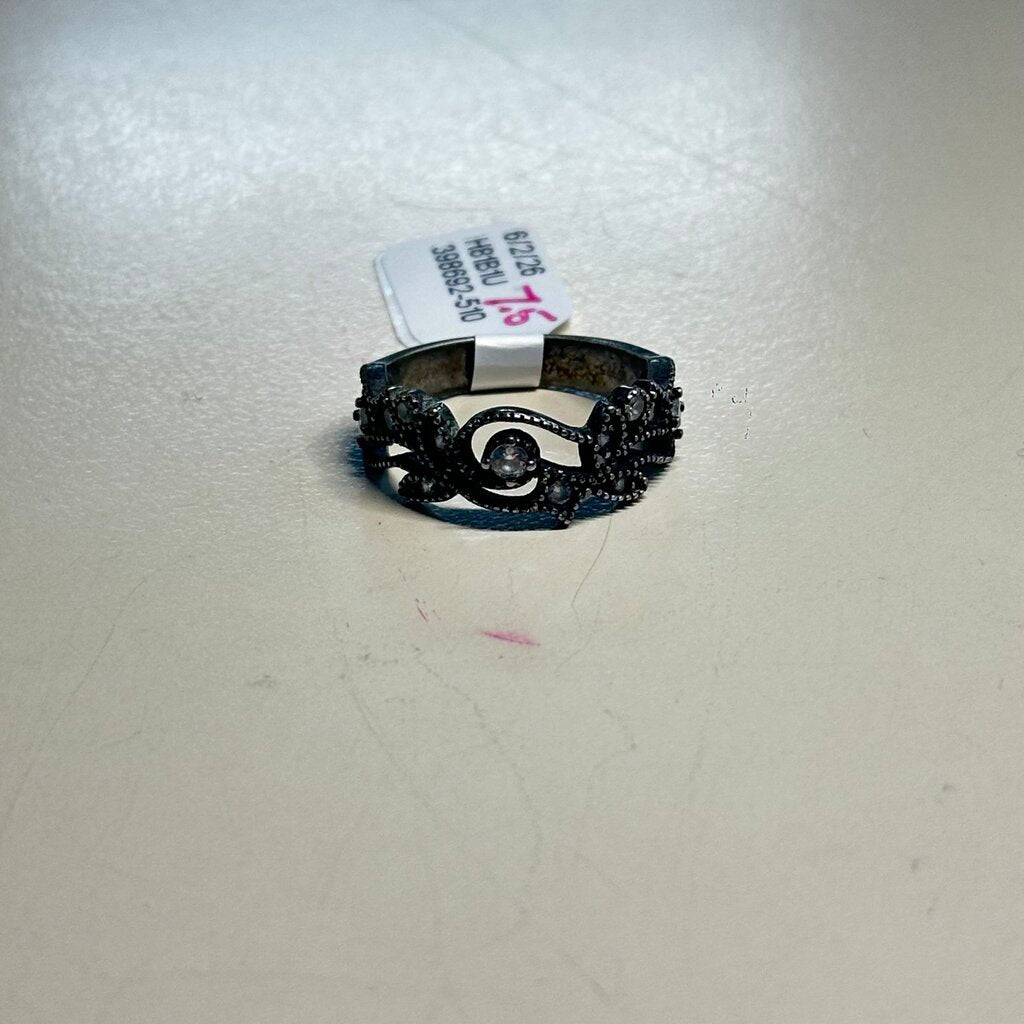 Black Metal Rhinestone Detail Ring