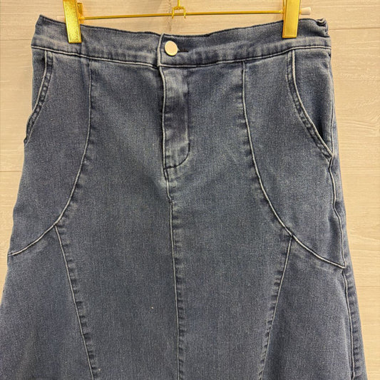 Kancy Kole Denim Midi Skirt Medium
