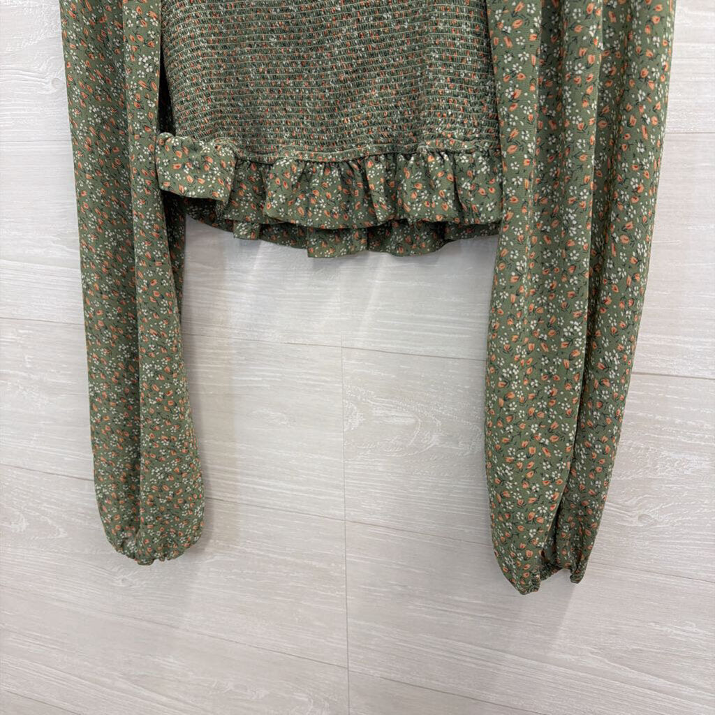 Altar'd State Green/ Multi Cropped Floral Print Long Sleeve Top Medium