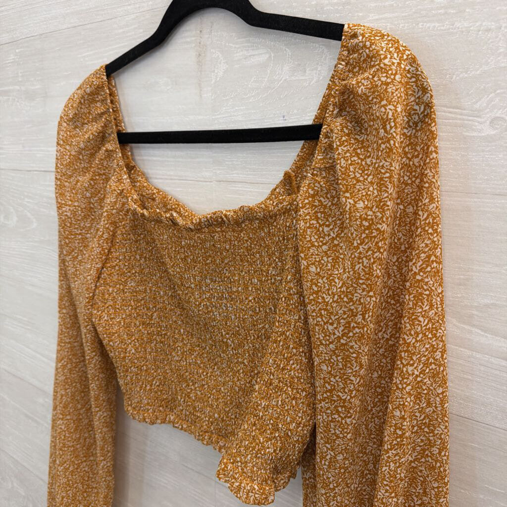 Altar'd State Brown/ White Print Cropped Long Sleeve Top Medium