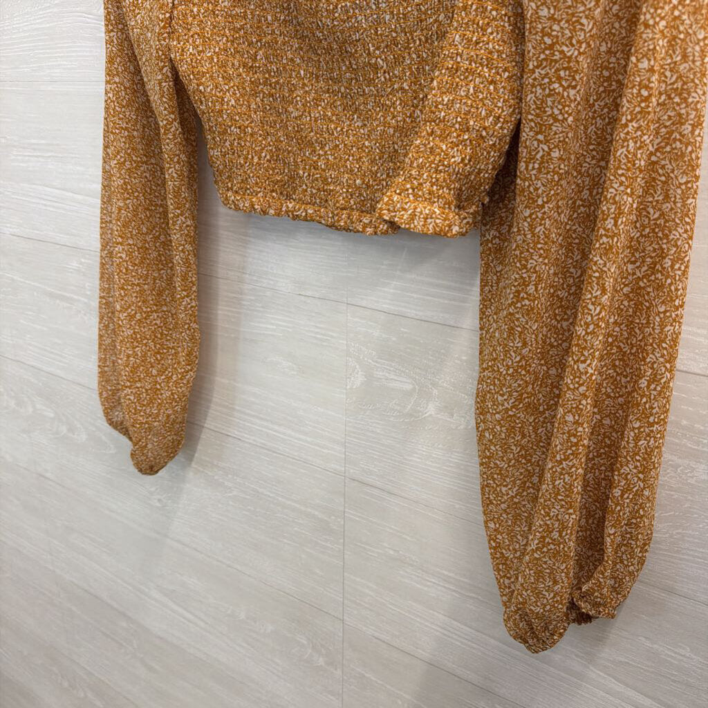 Altar'd State Brown/ White Print Cropped Long Sleeve Top Medium