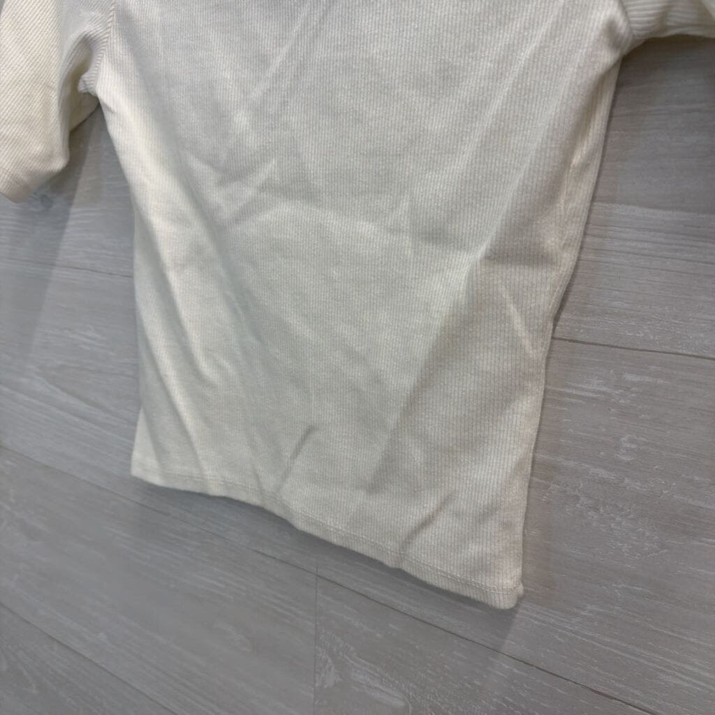Abercrombie and Fitch Cream cropped Ribbed Short Sleeve Top Small