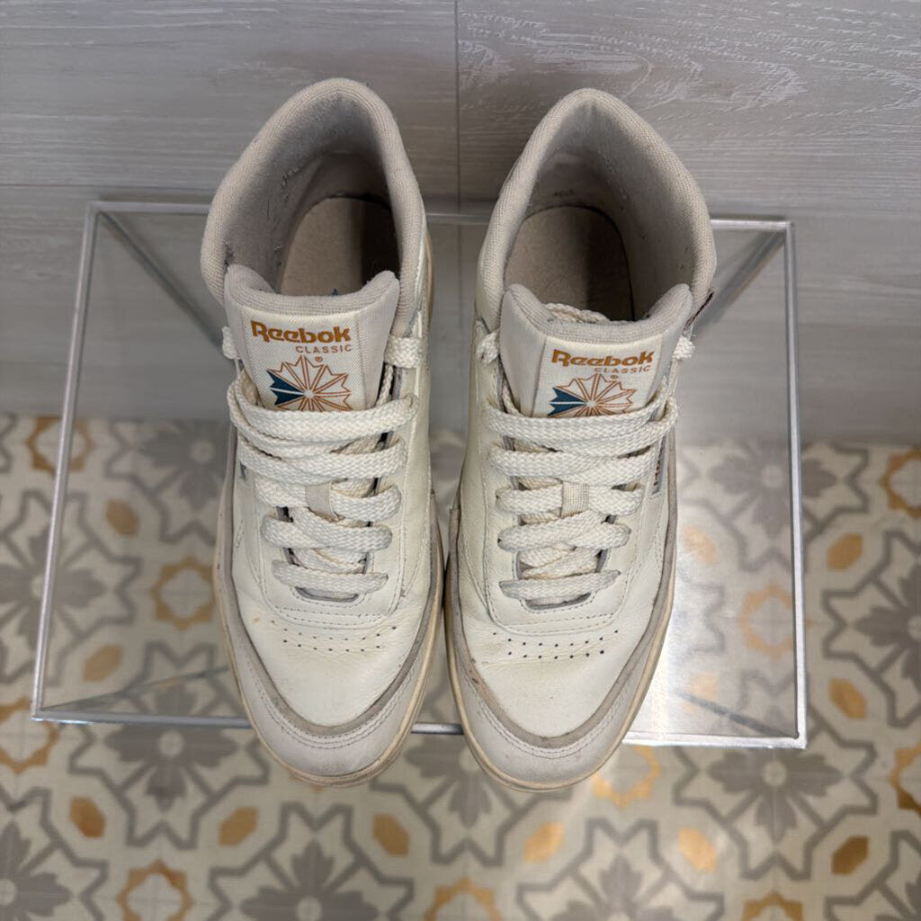 Reebok White Club C Geo Mid Sneakers 7.5