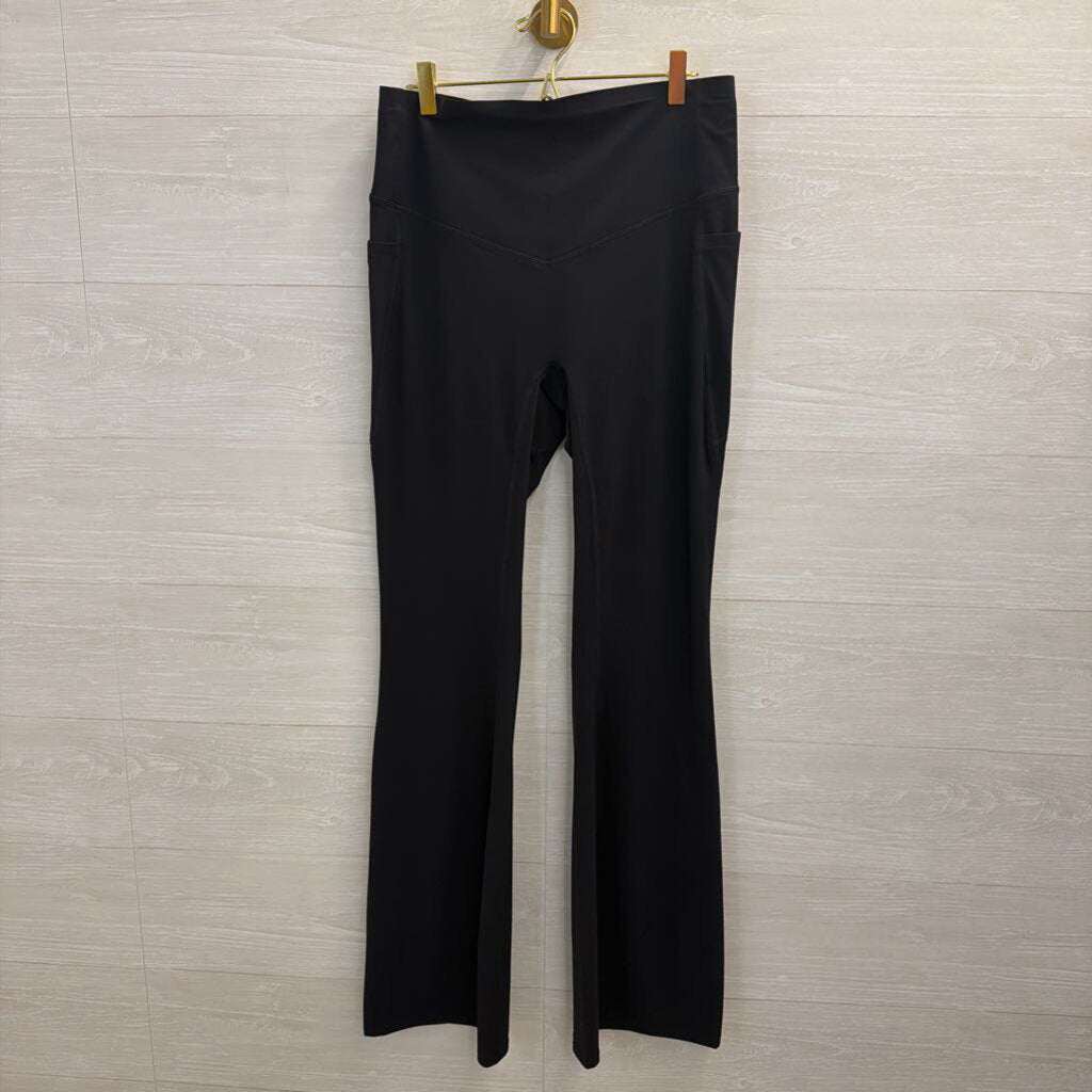 Halara Black Ultra Sculpt Flare Leggings Extra Large