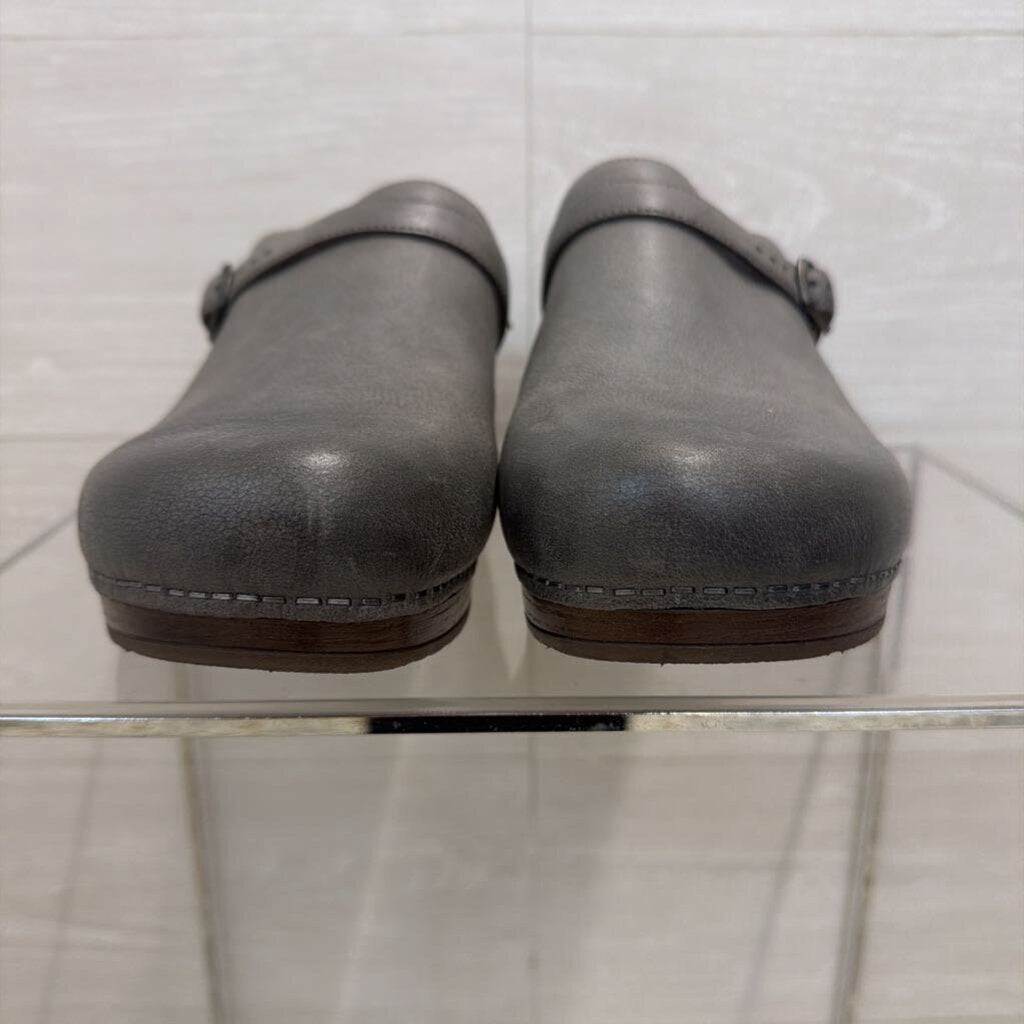 Dankso Grey Leather Berry Clogs 42
