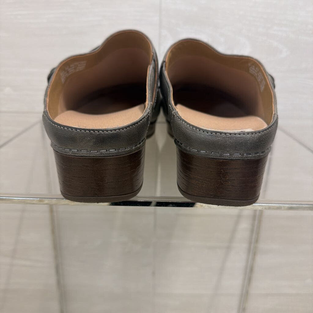 Dankso Grey Leather Berry Clogs 42