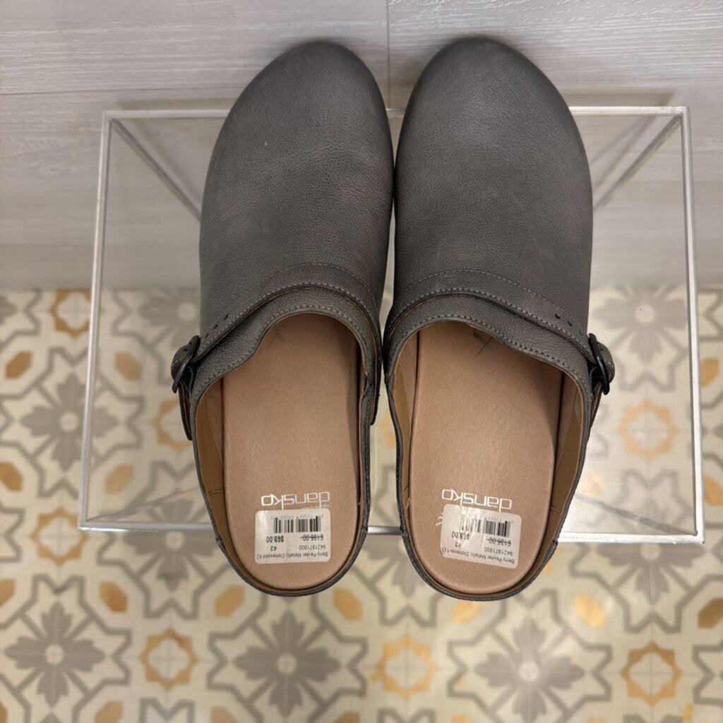 Dankso Grey Leather Berry Clogs 42