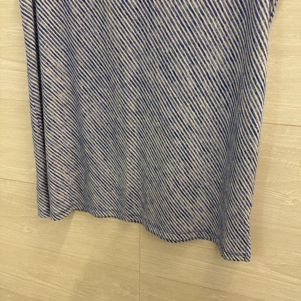 Banana Republic Blue/ White Striped Mock Neck Sleeveless Top Large