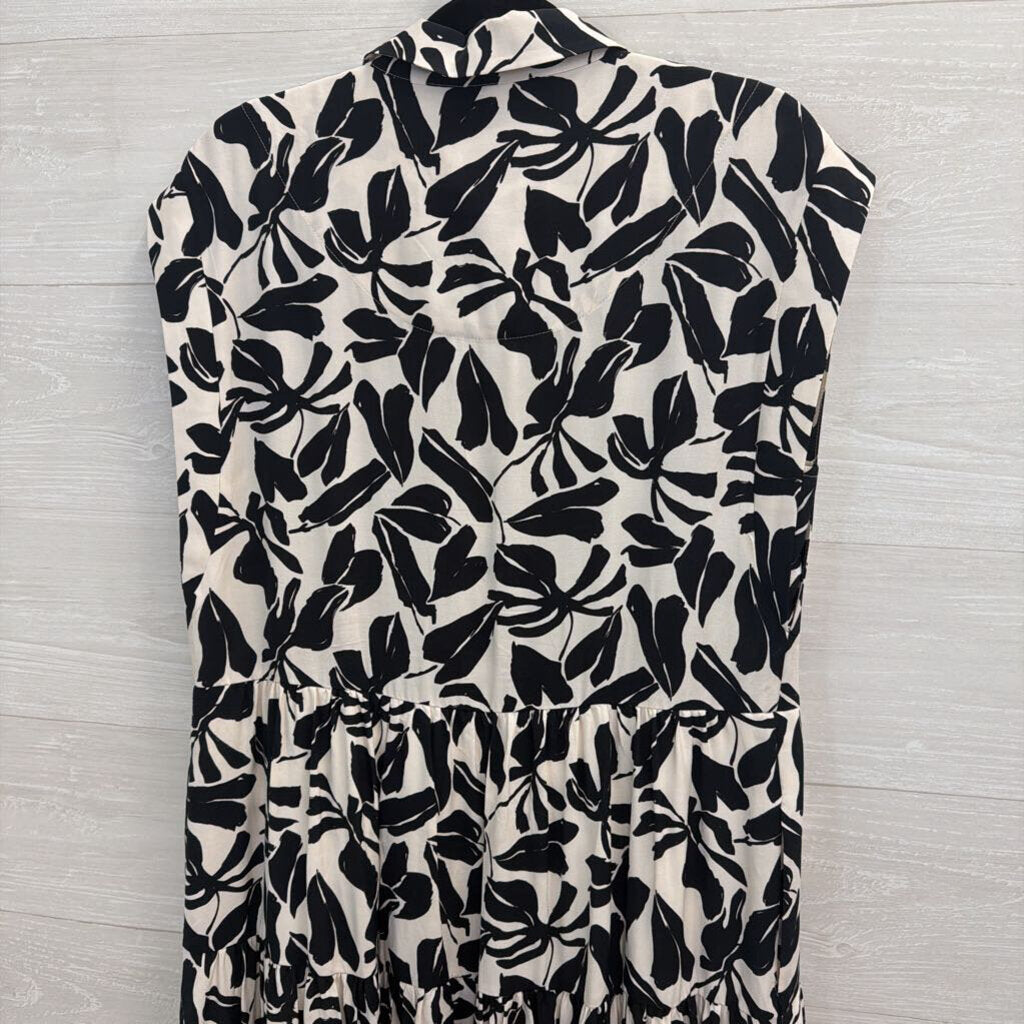 Anthropologie White/ Black Print Silky Short Sleeve Button Front Maxi Dress Medium
