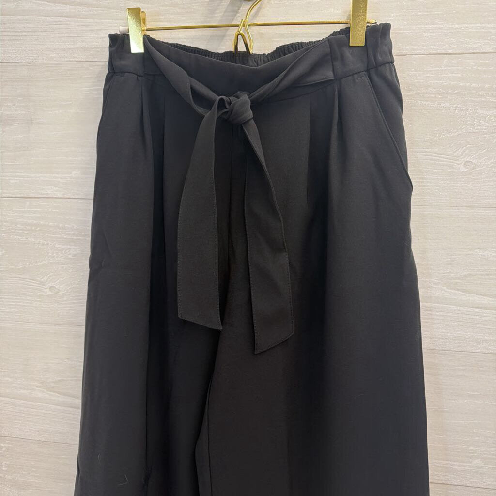 Lululemon Black Wide Leg Tie Waist Cropped Pants 8