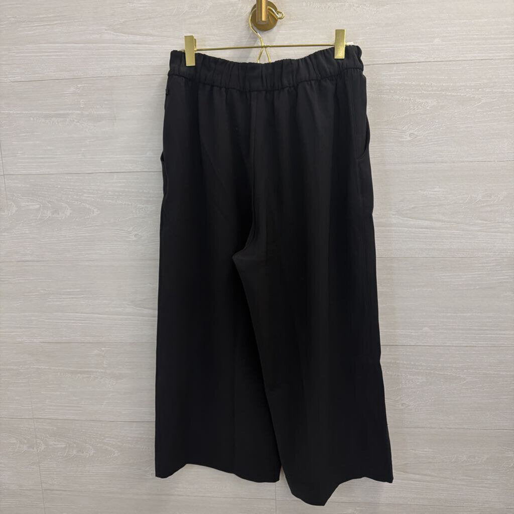 Lululemon Black Wide Leg Tie Waist Cropped Pants 8