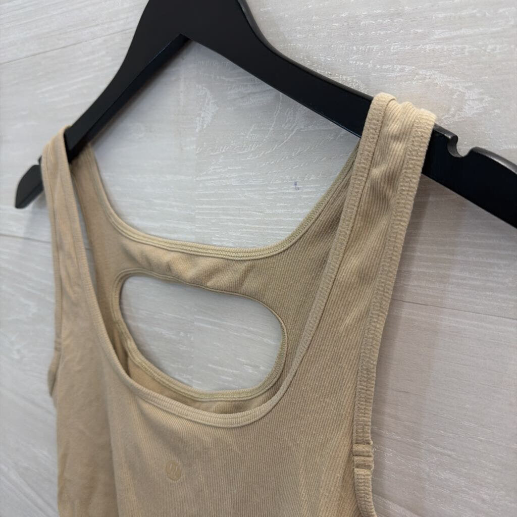 Lululemon Beige Ribbed Cutout Front Cropped Tank Top Medium