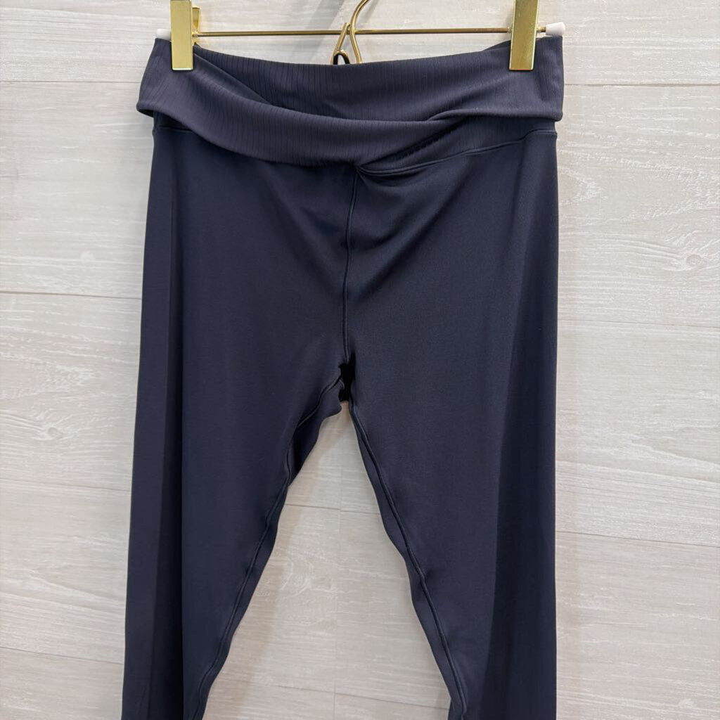 Offline by Aerie Grey Cross Waist Leggings Medium