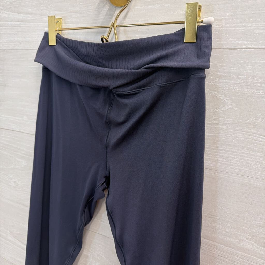 Offline by Aerie Grey Cross Waist Leggings Medium