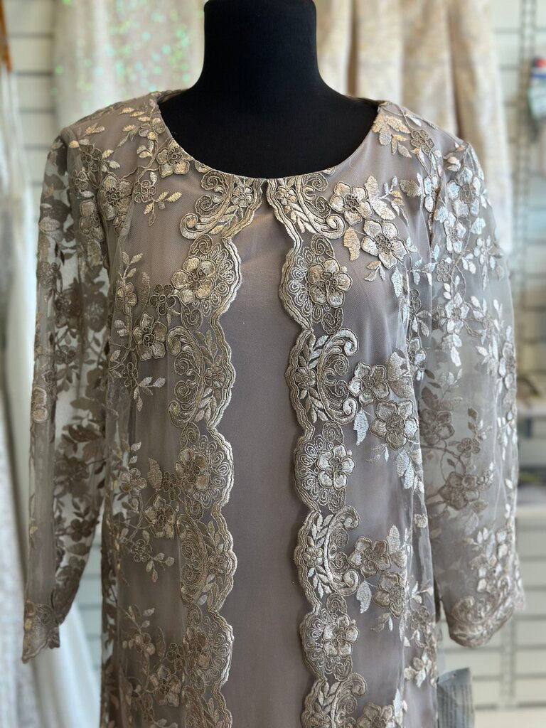 Alex Evenings Gold Lace Long Sleeve Overlay Short Formal Dress 6