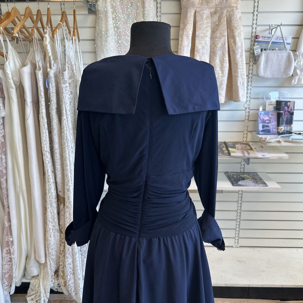 Jessica Howard Navy Long Sleeve Formal Dress 16