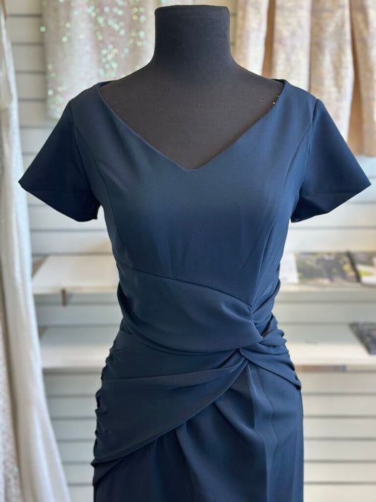 Kay Unger Navy Short Sleeve Long Formal Dress 6