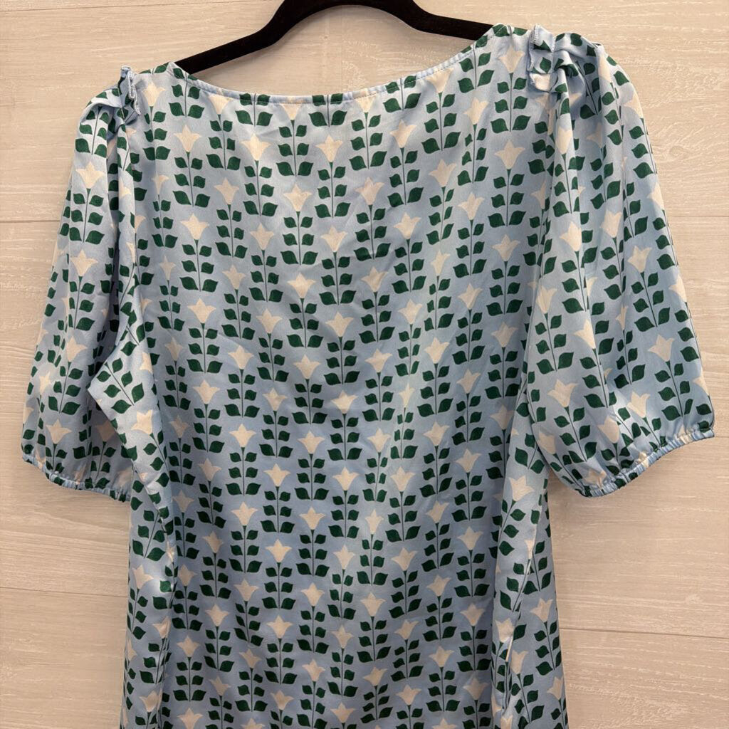 Ann Taylor Blue/ Multi Print Silky Short Sleeve Top Medium