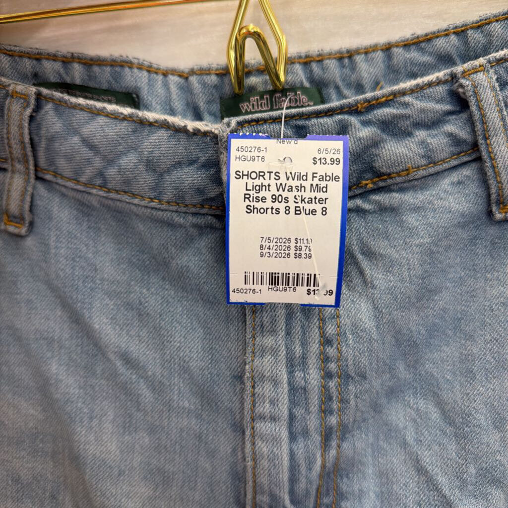 Light Wash Mid Rise 90s Skater Shorts 8