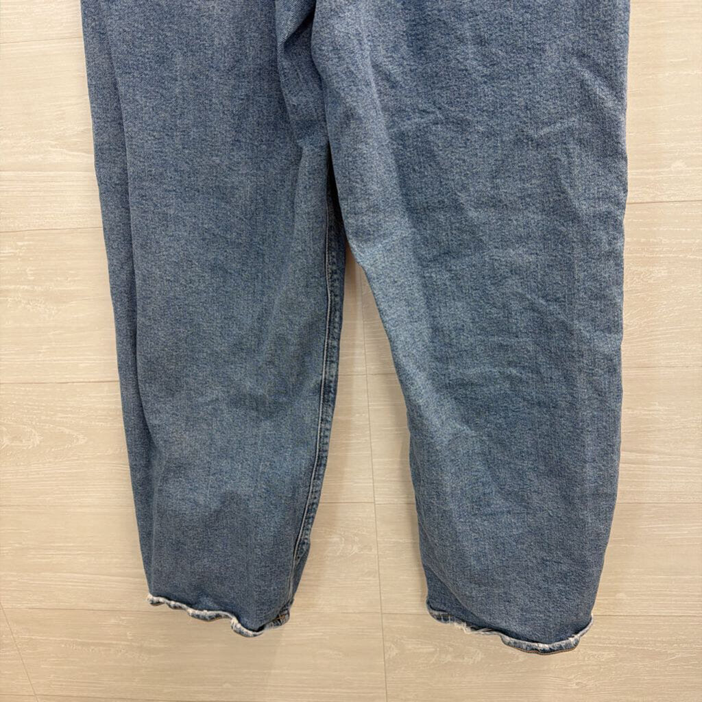 American Eagle Light Wash Curvy Super High Rise Baggy Straight Jeans 8