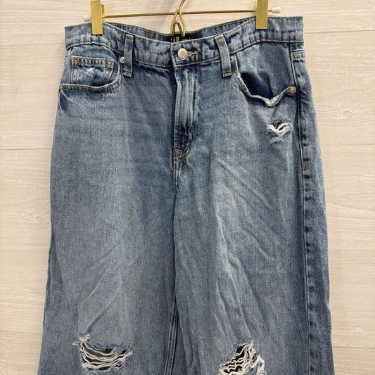 Gap Light Wash Distressed Baggy Jeans 28