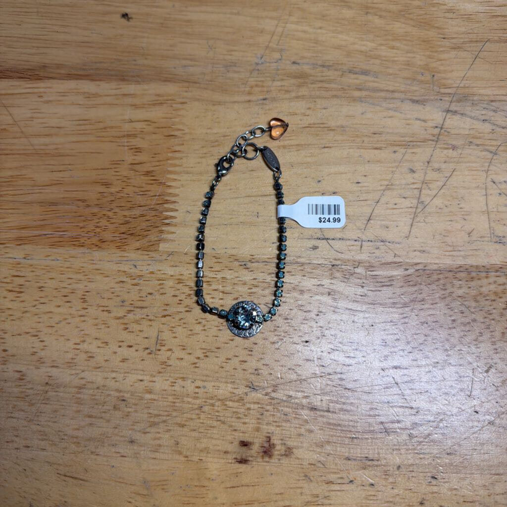 Sabika Silver/ Clear Stone Bracelet