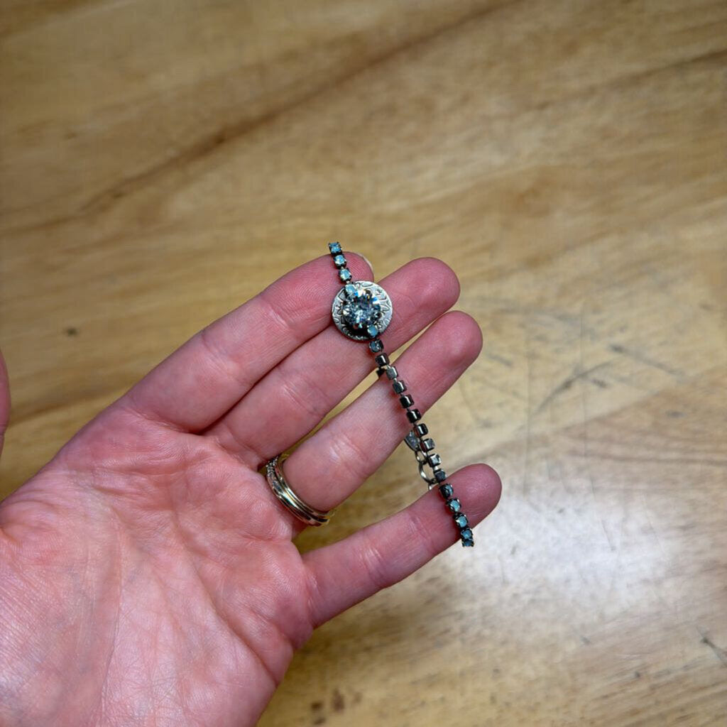 Sabika Silver/ Clear Stone Bracelet