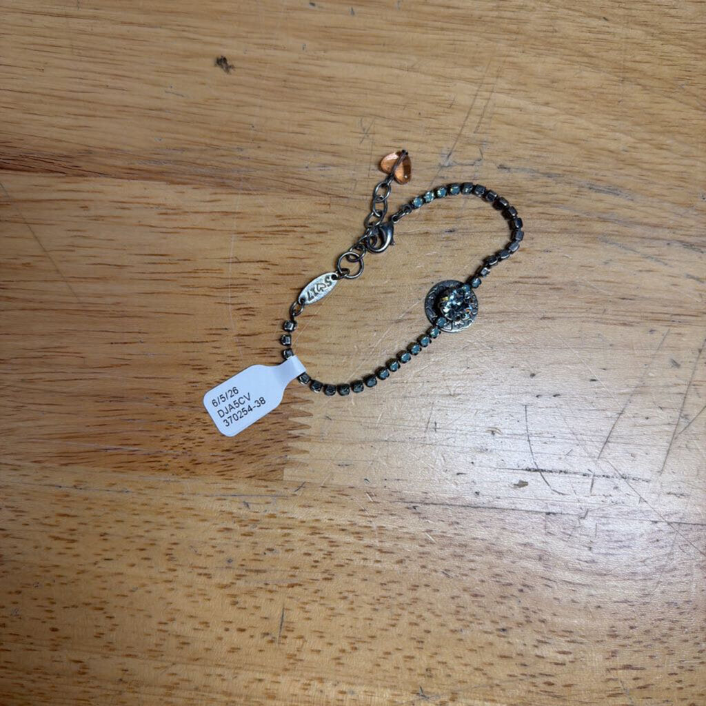 Sabika Silver/ Clear Stone Bracelet