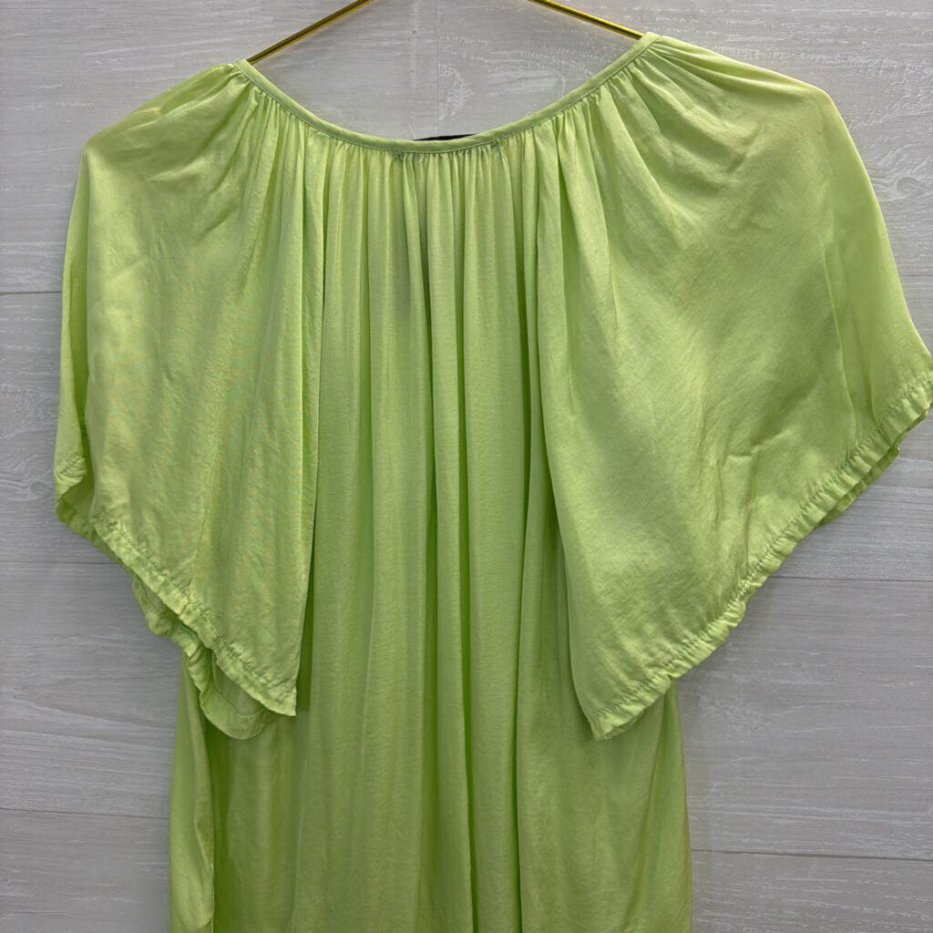 Red Haute Green Silky Short Sleeve Top Medium