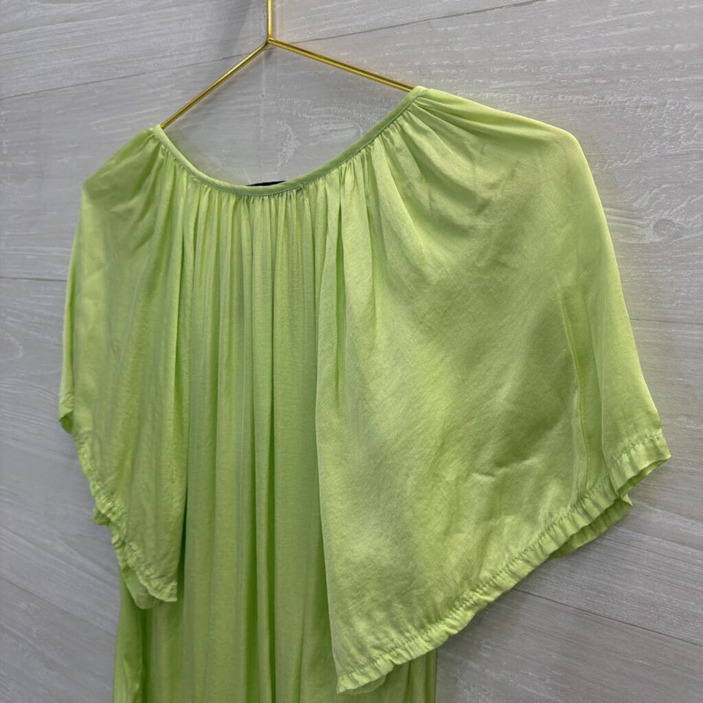 Red Haute Green Silky Short Sleeve Top Medium